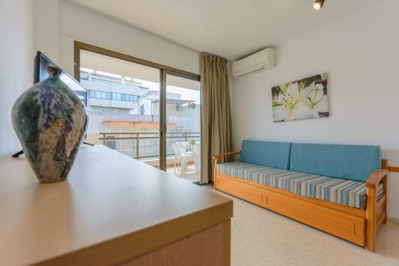 Sant Jordi Zeus Basic Apartment Salou Exterior photo